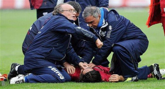 Muore mentre gioca a calcio con gli amici. “Il presidente dell’Associazione rischia l’omicidio colposo”